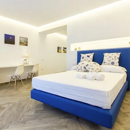 Il Golfo ゲストハウス 4*